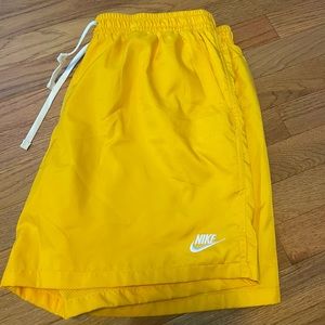 Yellow Miaze Nike Woven shorts XL